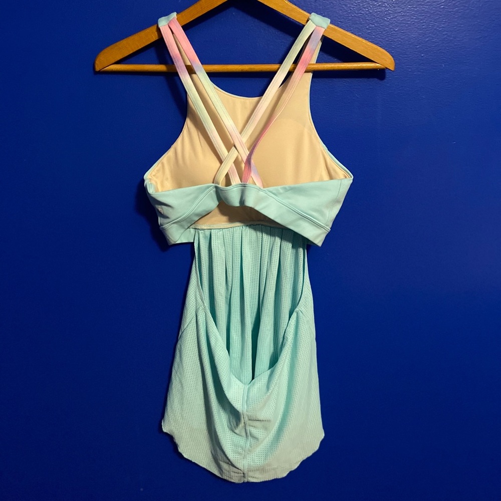 Sports Bra Tank Top - Picture 3 of 3